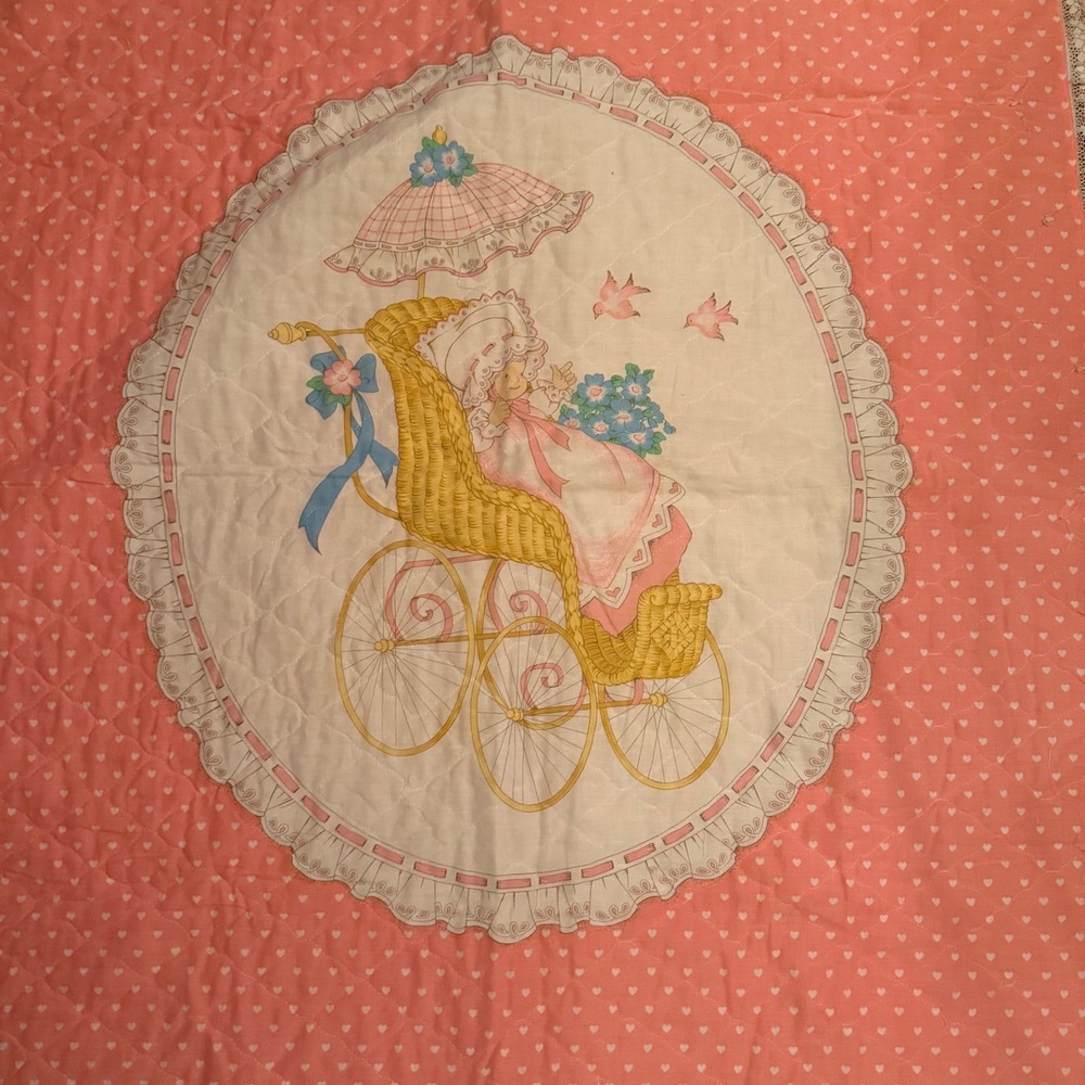 1.a.0.0.0.1.e Vintage Handmade Baby Quilt Pink Hearts Carriage Pram Lace Trim